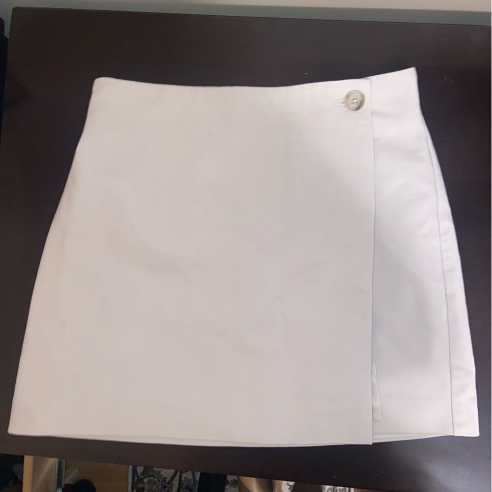 Babaton Mini Skirt